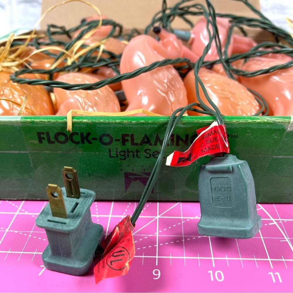 Pink Flamingo Flock Working String Light Set 10 Flamingo Lights Original Box VTG - Picture 10 of 14